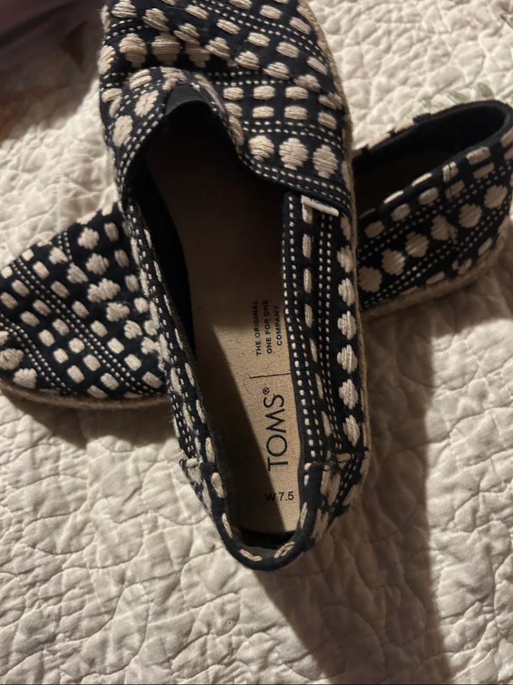 Slip ons - Picture 3 of 3